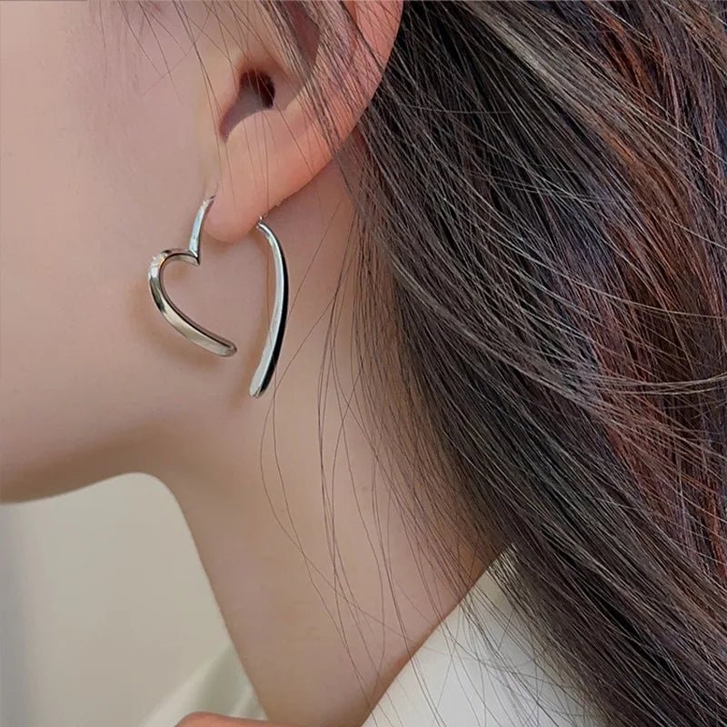 Heart Drop Earrings – Smooth Metal Dangle in Gold or Silver, Lightweight & Elegant - Dainty Diana