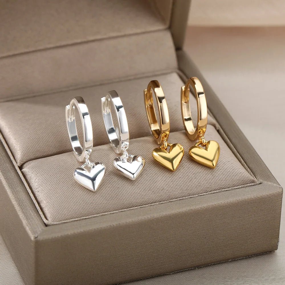 Romantic earrings in gold and silver – lifestyle shot | Dainty Diana