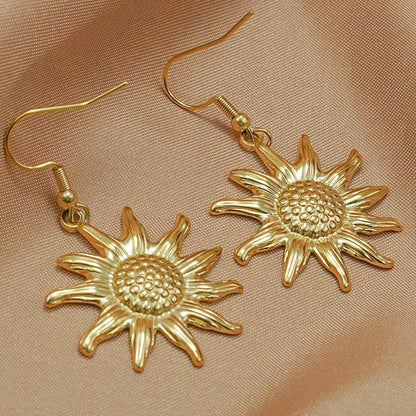 The Radiant Sunbeam Jewelry Set